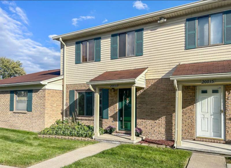 Condo for rent at 20033 Village Green Court #1, Trenton, MI 48183