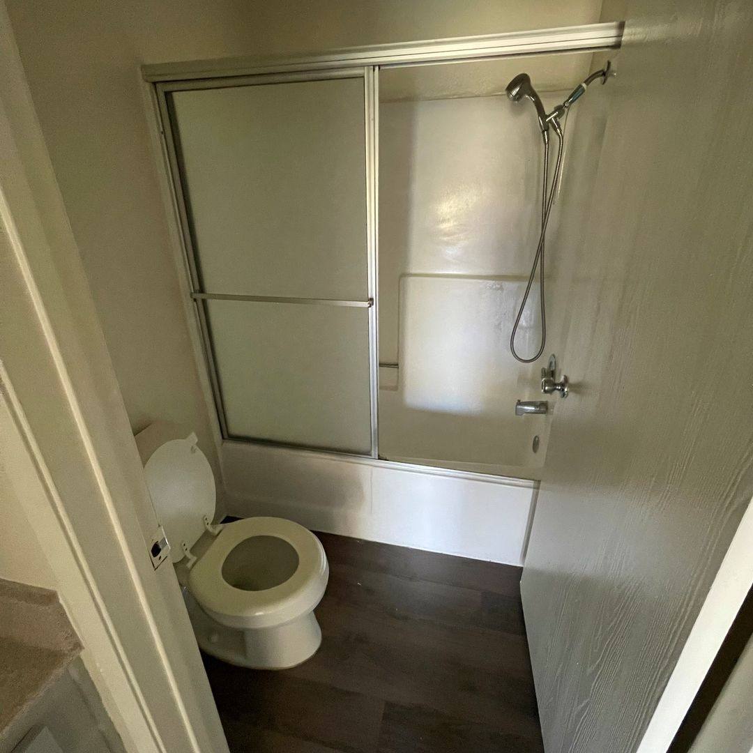 Apartment for rent at 10210 Mountair Ave, Tujunga, CA 91042