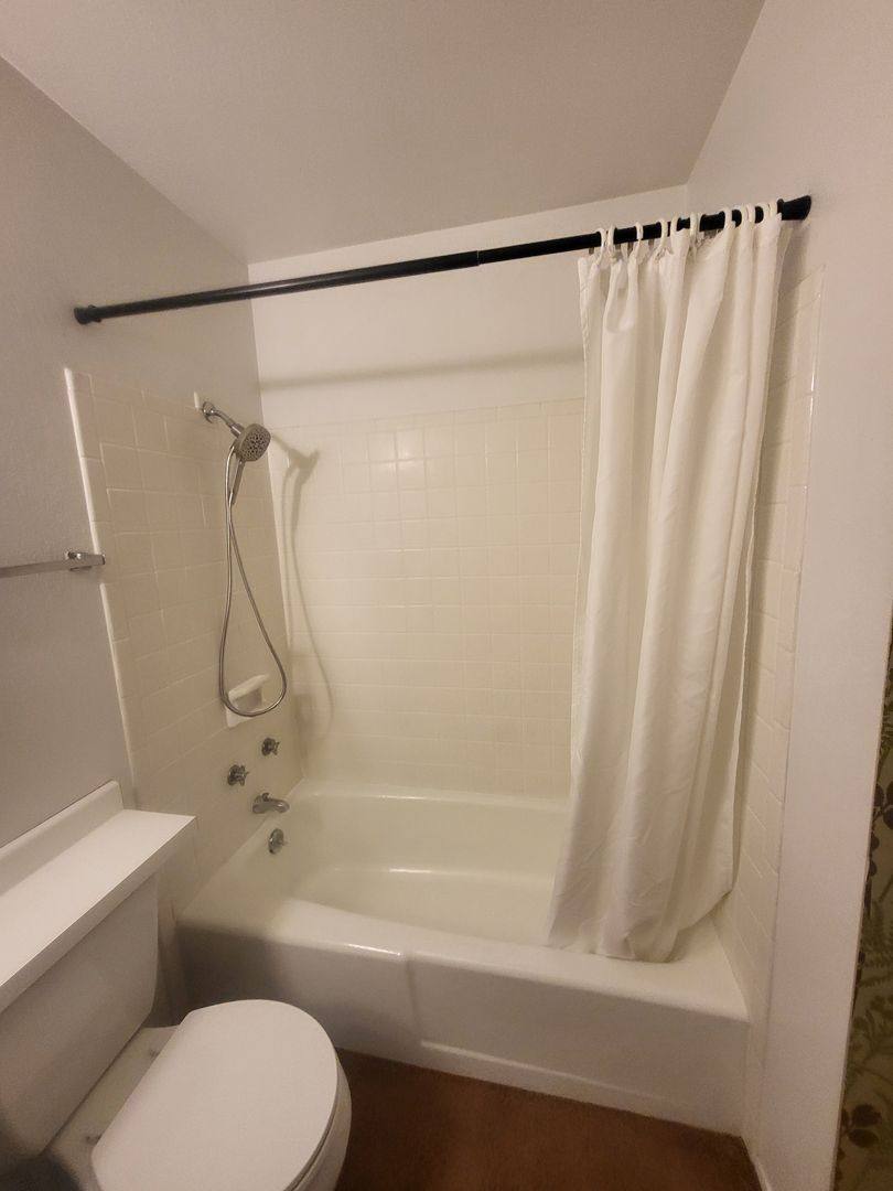 Condo for rent at 1601 Pennsylvania St NE, Albuquerque, NM 87110