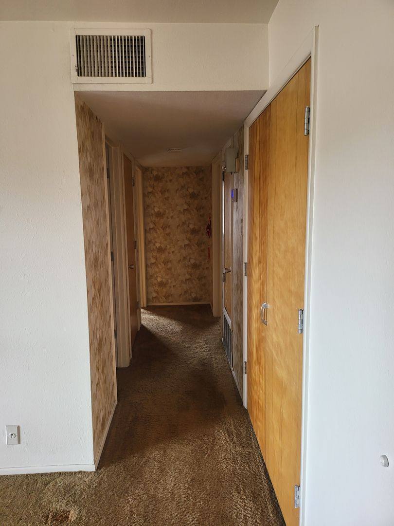 Condo for rent at 1601 Pennsylvania St NE, Albuquerque, NM 87110