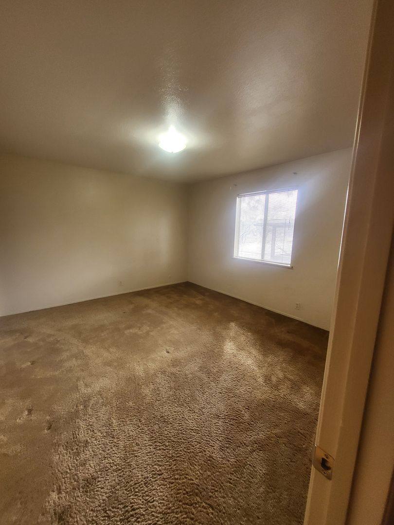 Condo for rent at 1601 Pennsylvania St NE, Albuquerque, NM 87110