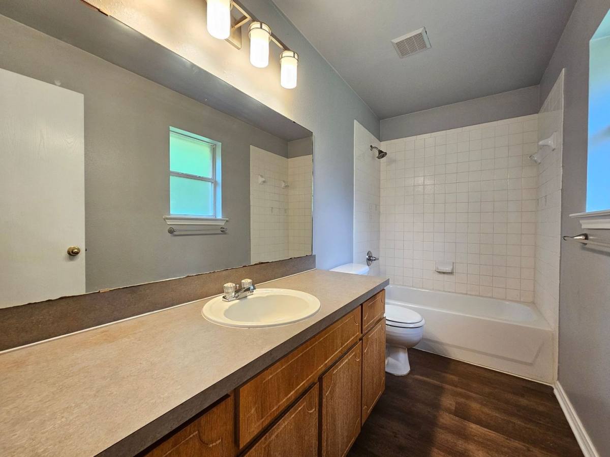 Apartment for rent at 305 S 42nd St, Killeen, TX 76543