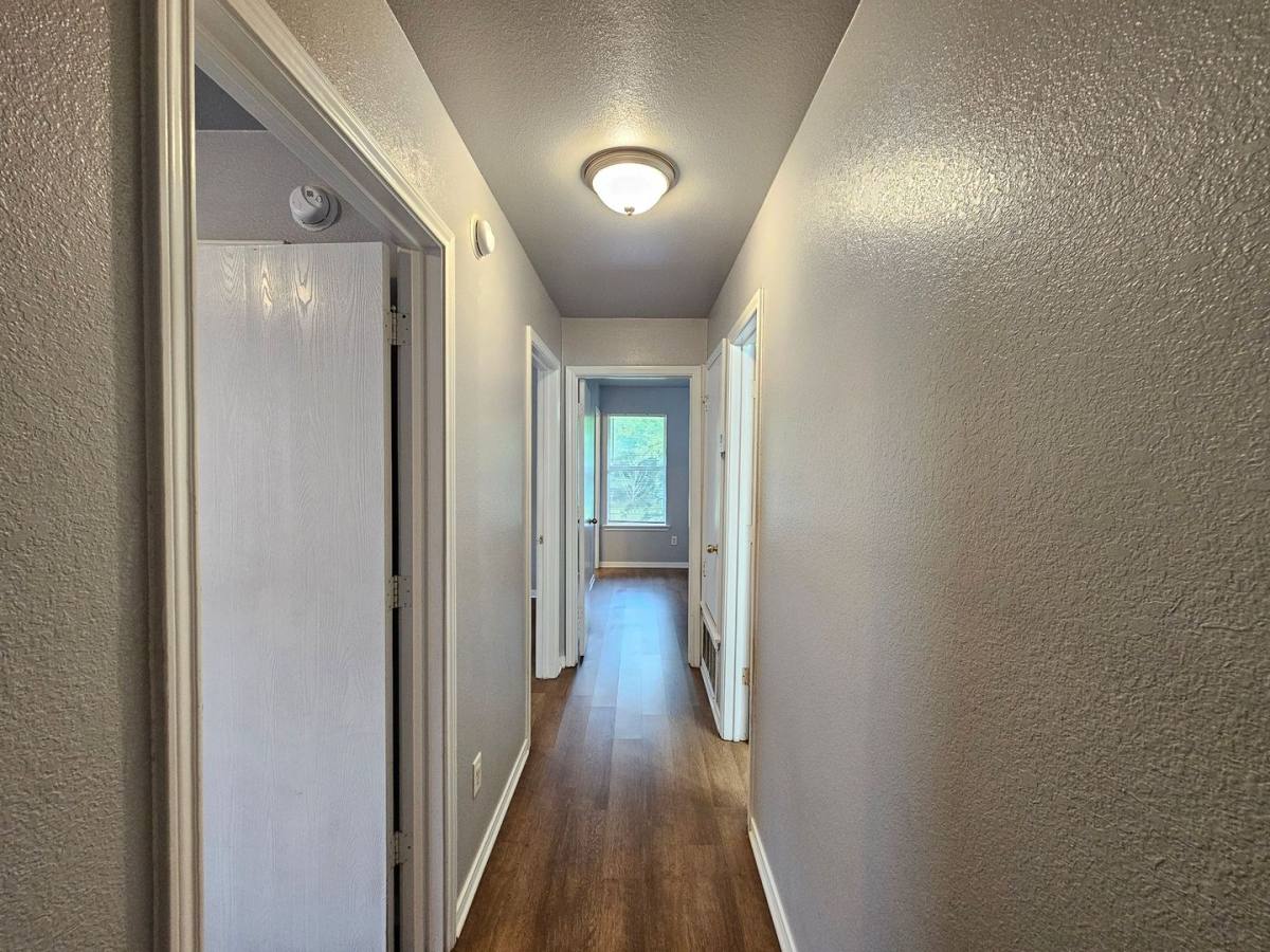 Apartment for rent at 305 S 42nd St, Killeen, TX 76543
