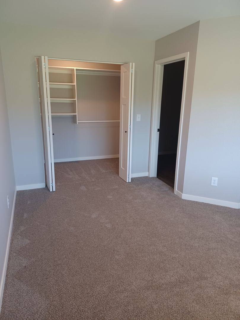 Apartment for rent at 505 W Fourth St, Milford, IN 46542