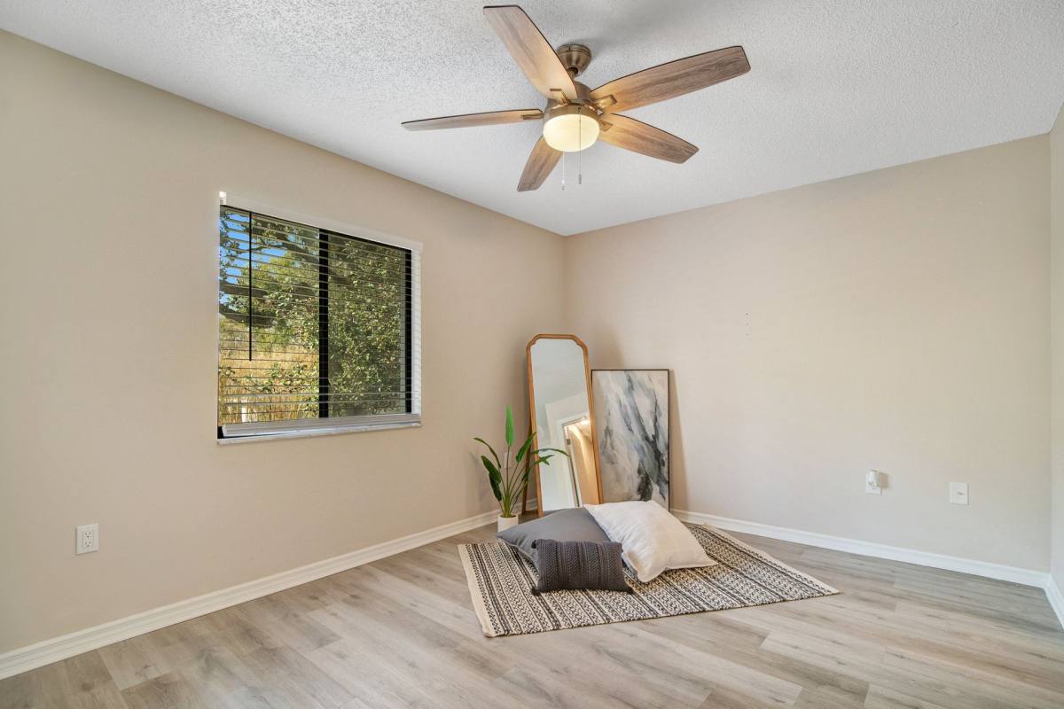 Apartment for rent at 3373 Coe Ave, Orlando, FL 32806