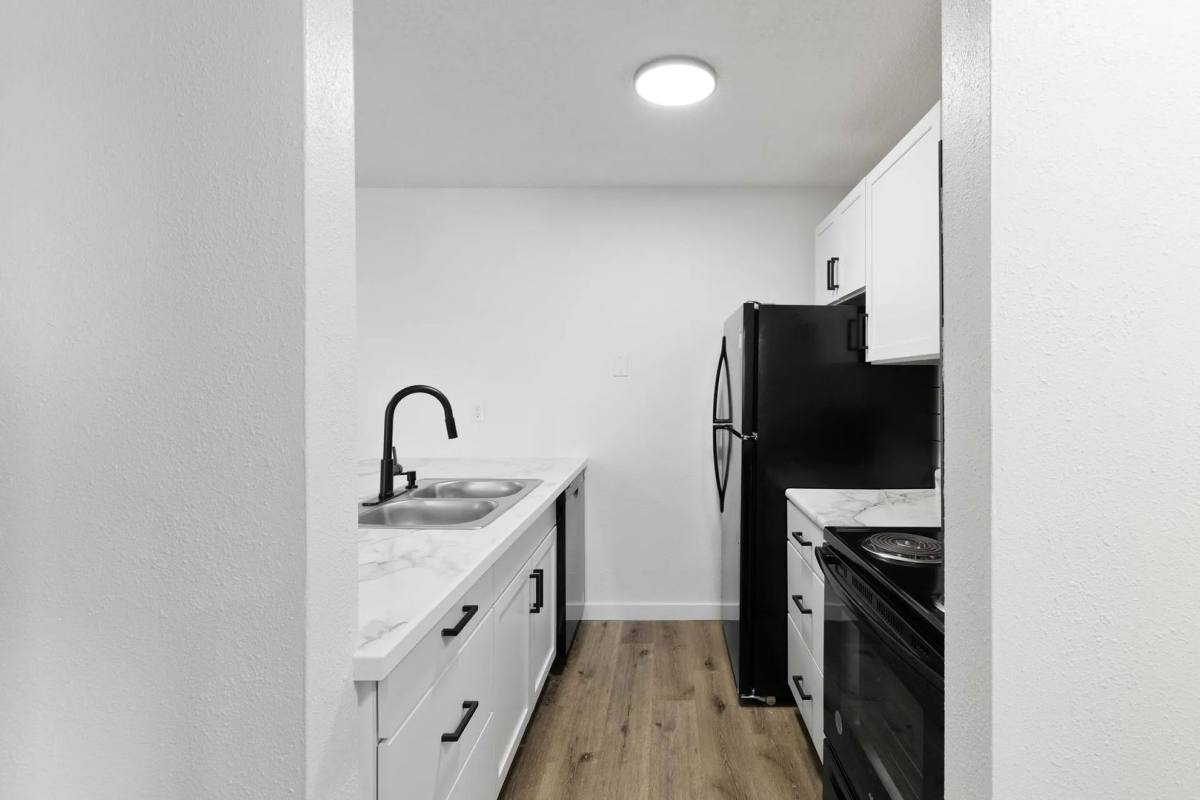 Apartment for rent at 3913 Hubbell Ave, Des Moines, IA 50317