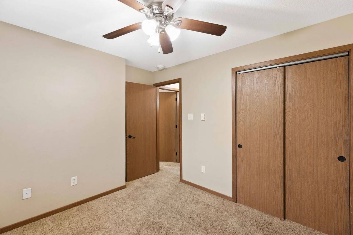 Apartment for rent at 3913 Hubbell Ave, Des Moines, IA 50317