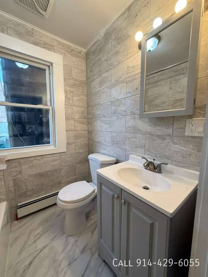 Apartment for rent at 14 Saratoga Ave, Yonkers, NY 10705