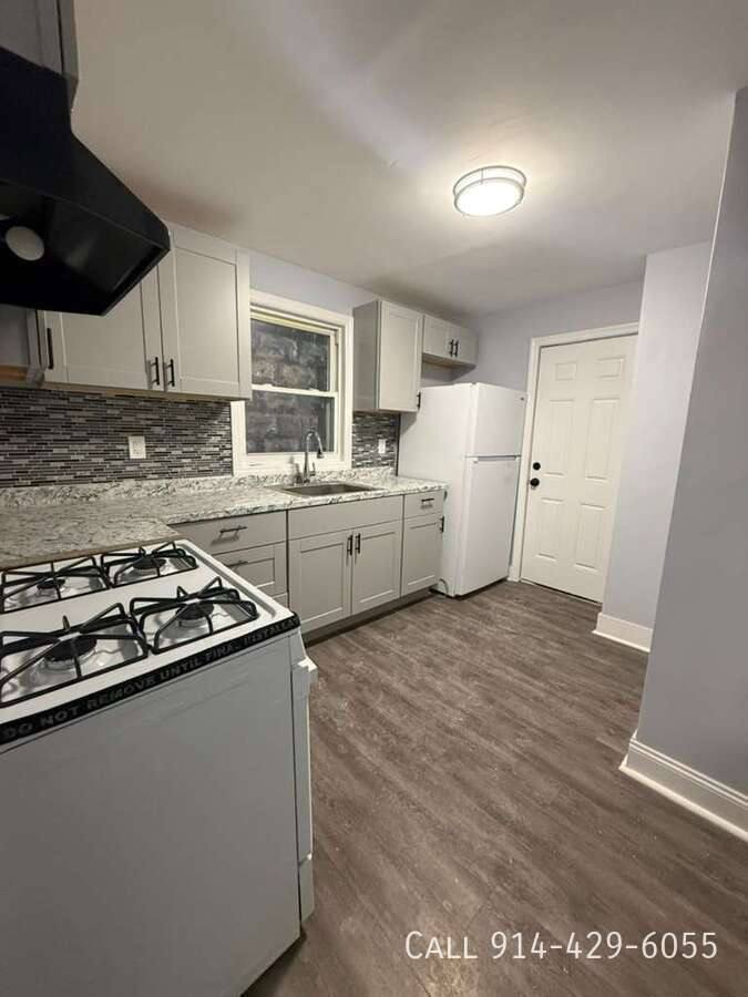 Apartment for rent at 14 Saratoga Ave, Yonkers, NY 10705