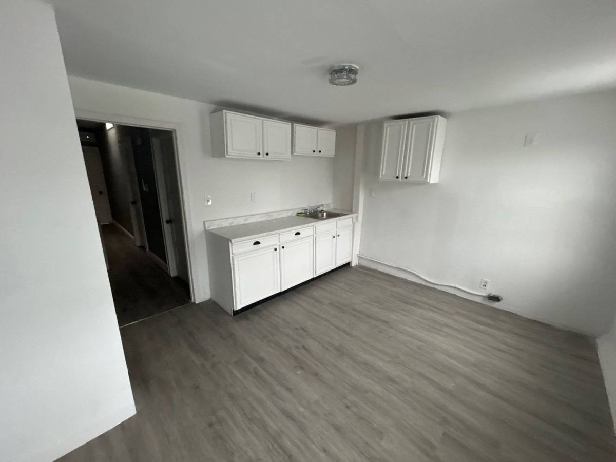 Apartment for rent at 618 N Bouldin St, Baltimore, MD 21205
