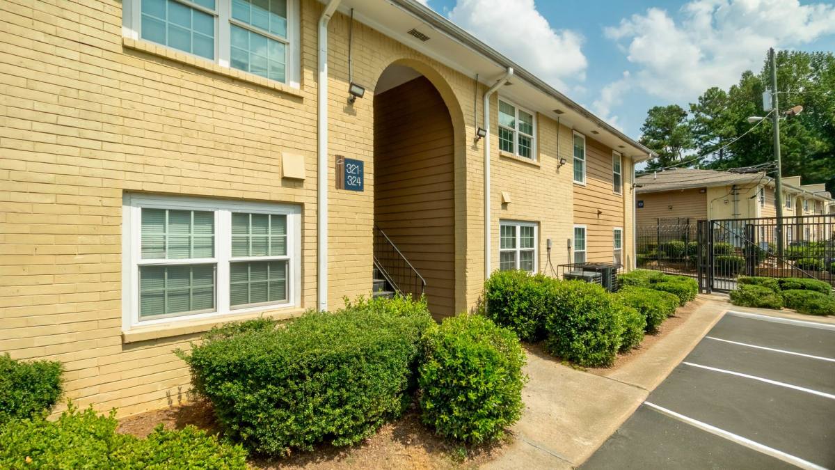 Apartment for rent at 3440 Boulder Park Dr, Atlanta, GA 30331