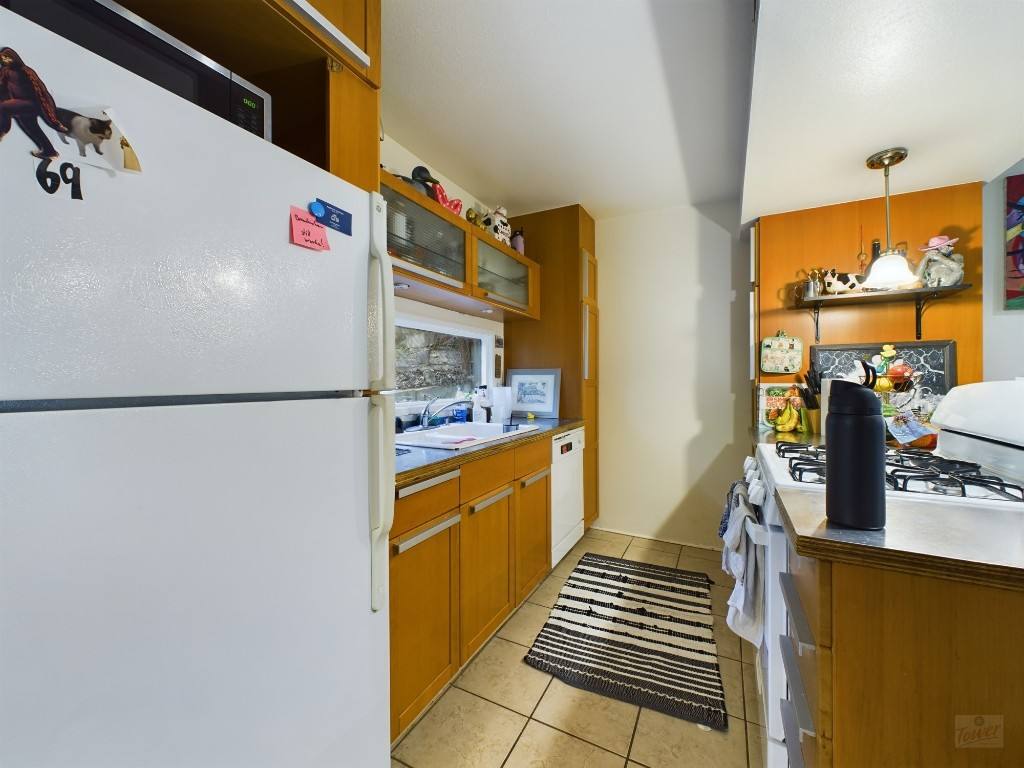 Apartment for rent at 915 Keith Lane #103, Austin, TX 78705
