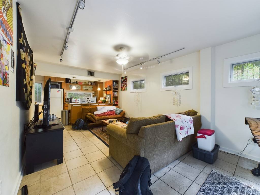 Apartment for rent at 915 Keith Lane #103, Austin, TX 78705