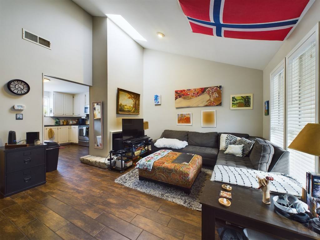 Apartment for rent at 2529 Rio Grande St #252927B, Austin, TX 78705