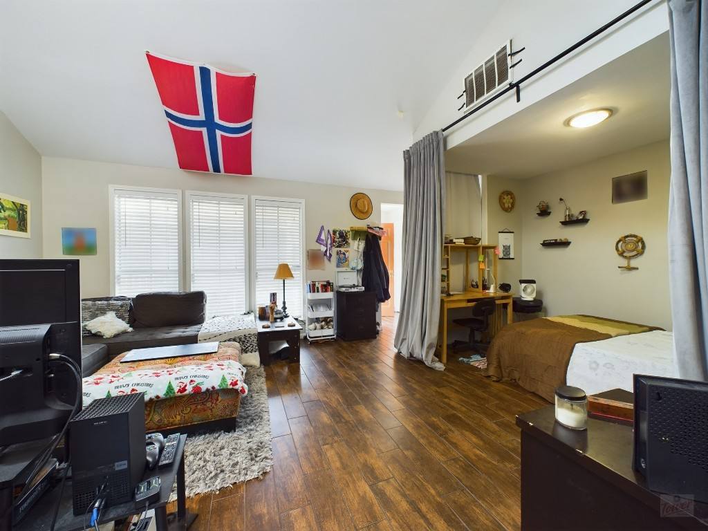 Apartment for rent at 2529 Rio Grande St #252927B, Austin, TX 78705