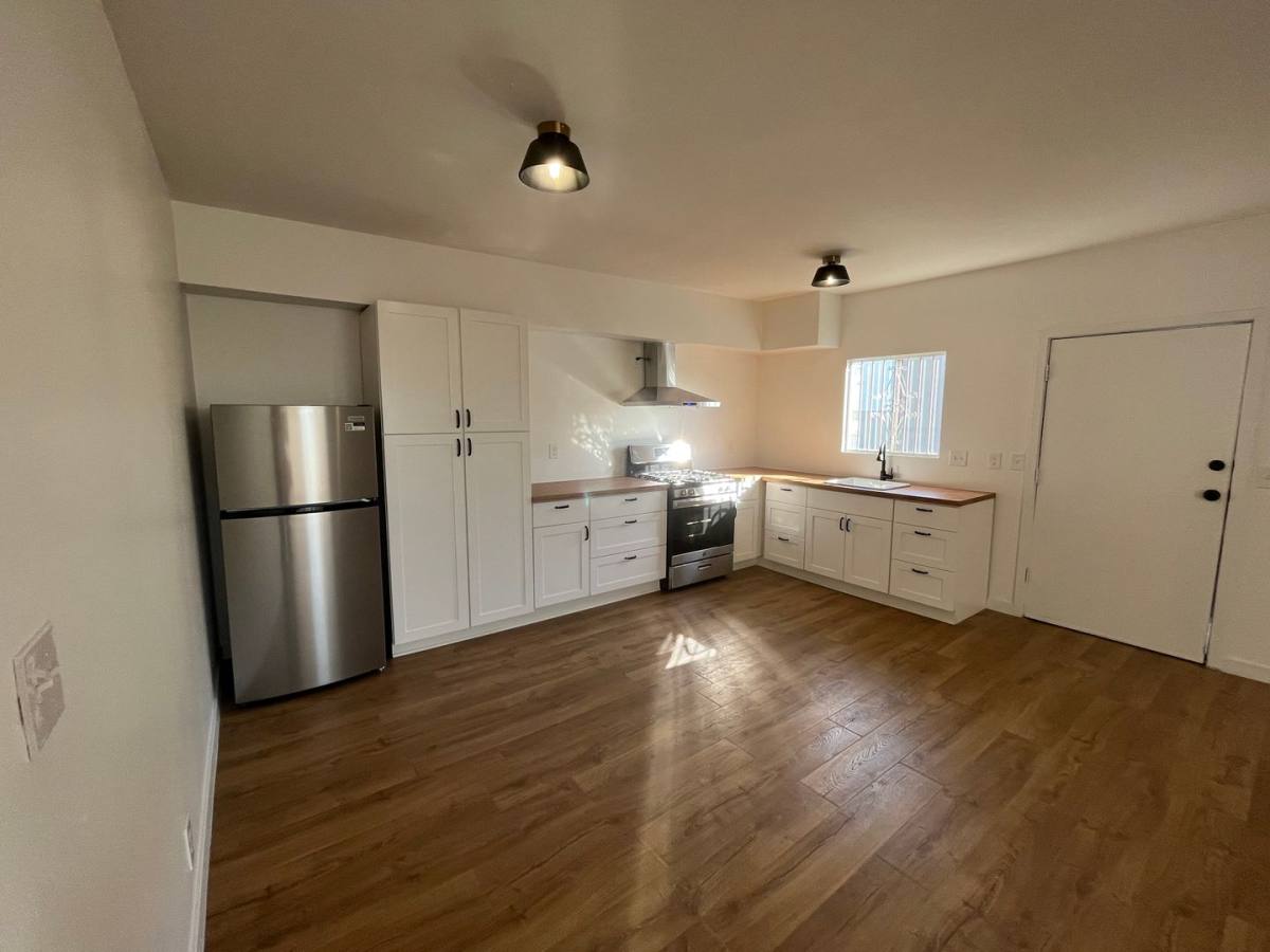 Apartment for rent at 1821 Sichel, Los Angeles, CA 90031