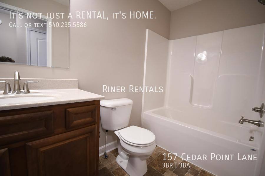 Townhouse for rent at 157 Cedar Point Lane, Harrisonburg, VA 22802