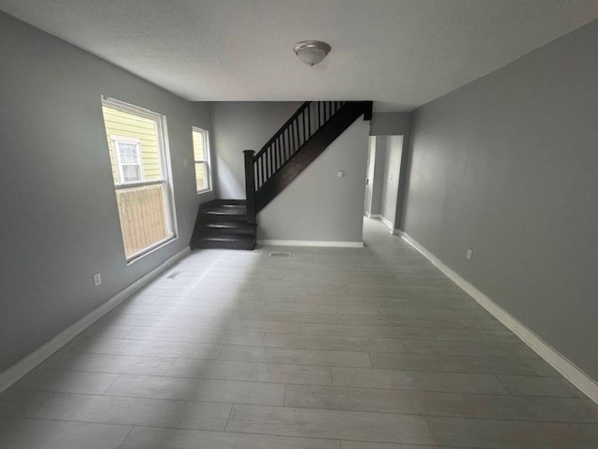 Townhouse for rent at 627 N Tacoma, Indianapolis, IN 46201