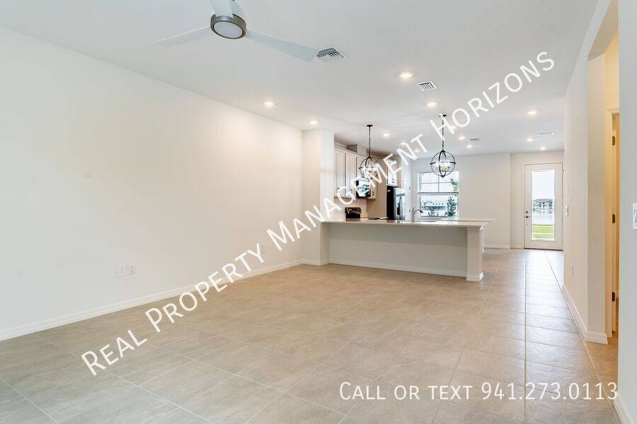 Townhouse for rent at 1929 Transom Lane, Sarasota, FL 34240