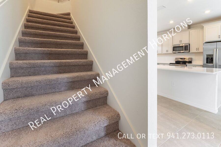Townhouse for rent at 1929 Transom Lane, Sarasota, FL 34240