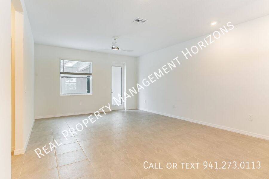 Townhouse for rent at 1929 Transom Lane, Sarasota, FL 34240