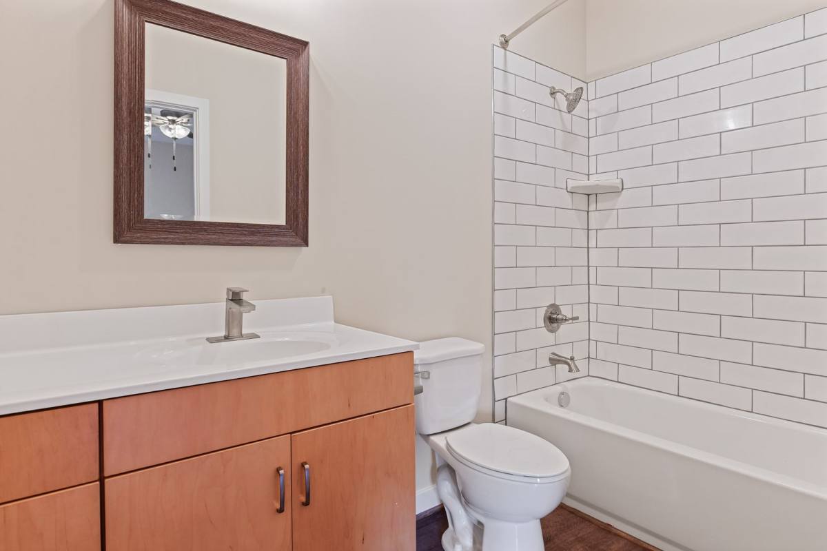 Townhouse for rent at 150 Carolina St, La Crosse, VA 23950