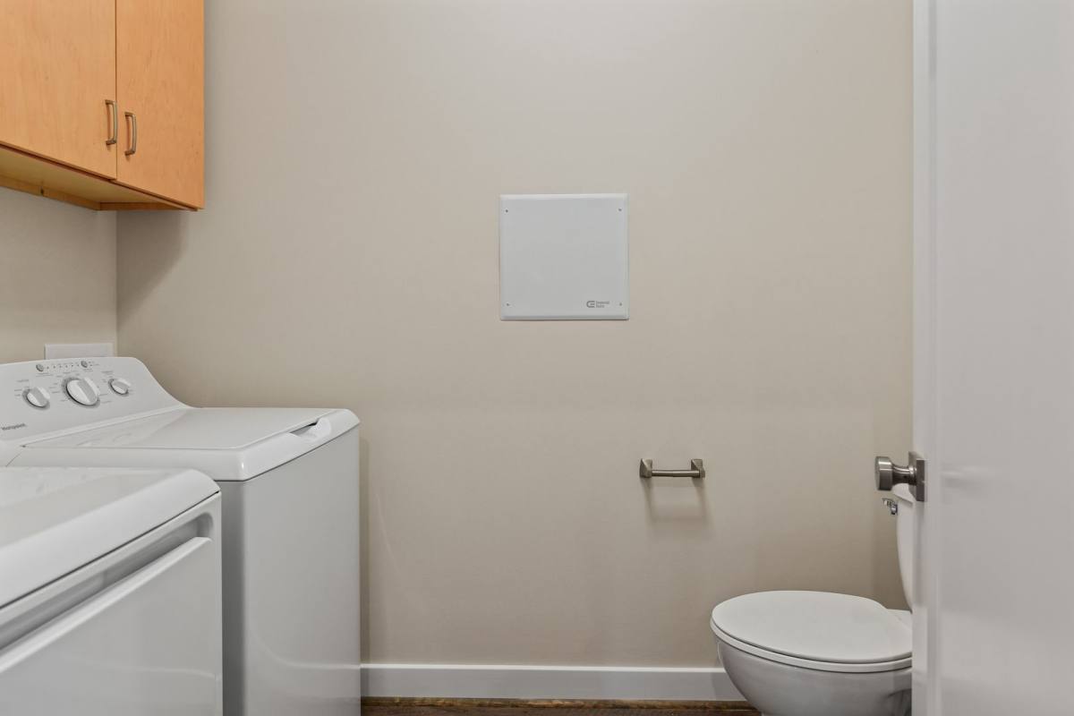 Townhouse for rent at 150 Carolina St, La Crosse, VA 23950