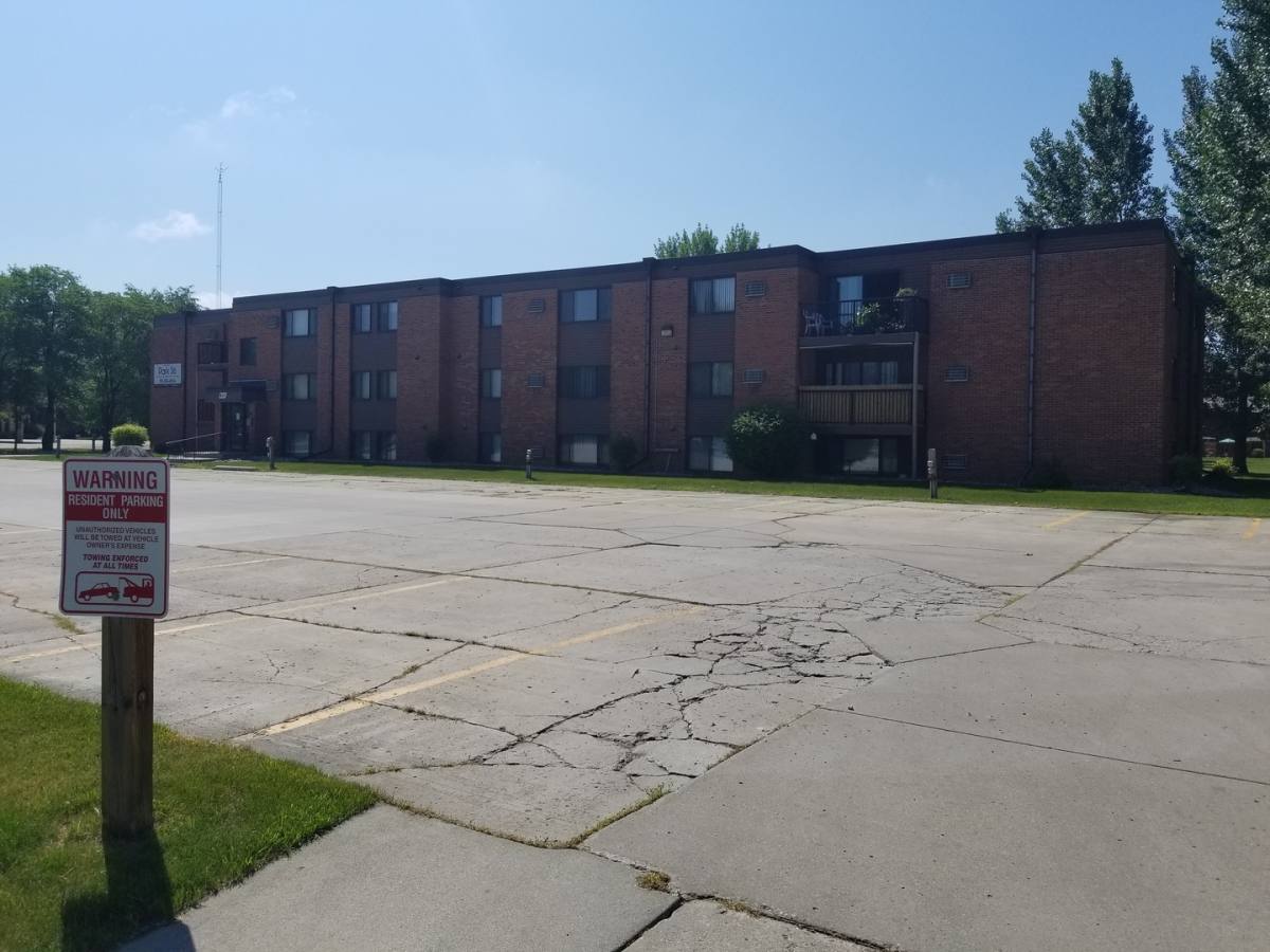 Apartment for rent at 817, 821 36th Ave S, Grand Forks, ND 58201