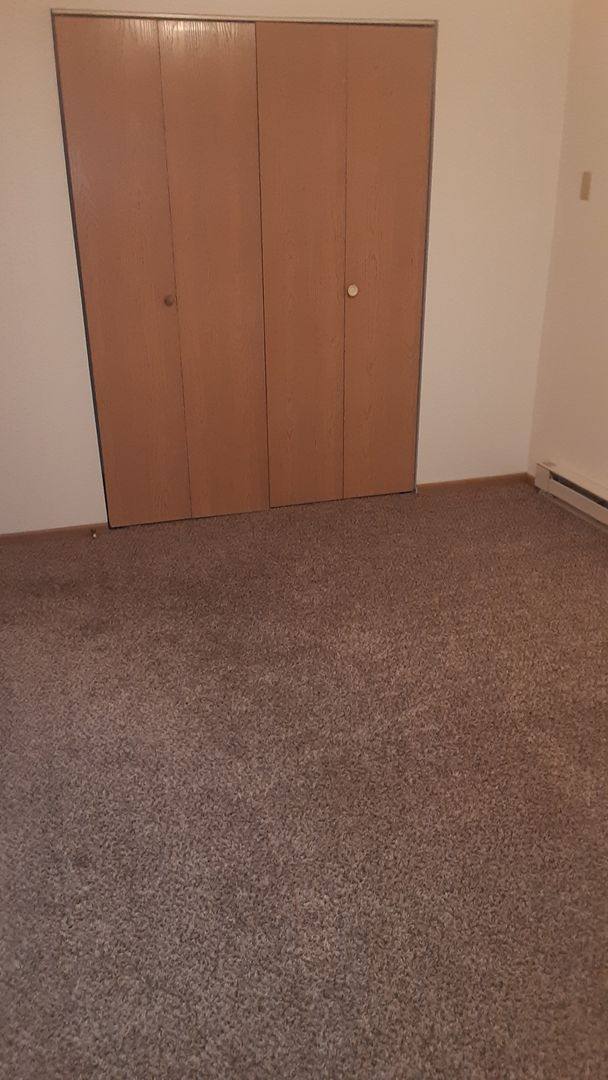 Apartment for rent at 817, 821 36th Ave S, Grand Forks, ND 58201