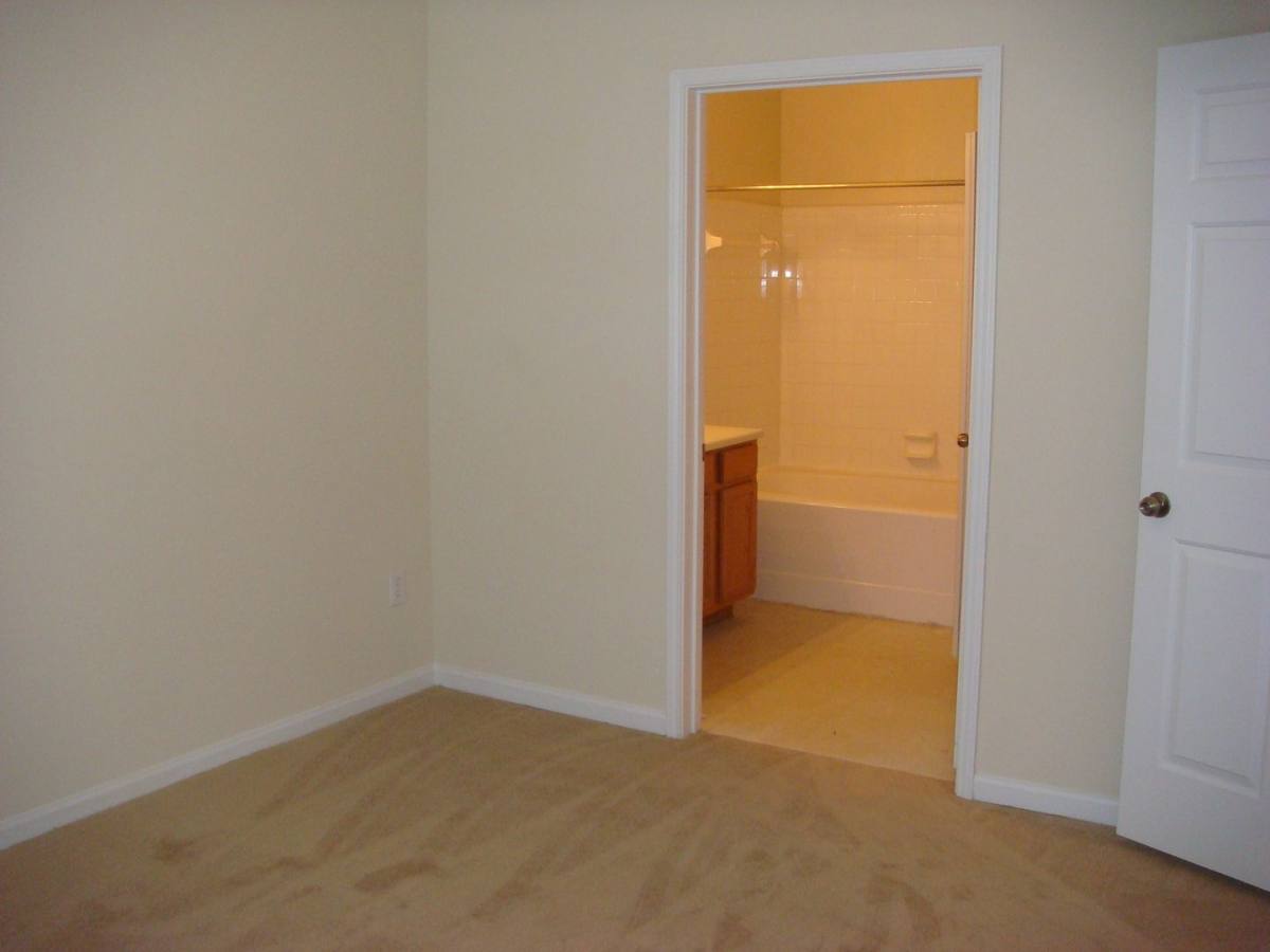 Condo for rent at 447 W Longleaf Dr, Auburn, AL 36832