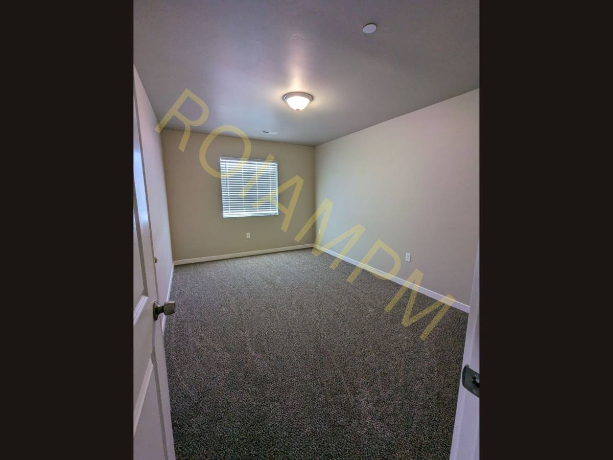 Apartment for rent at 1215 S Eisenhower St, Jerome, ID 83338