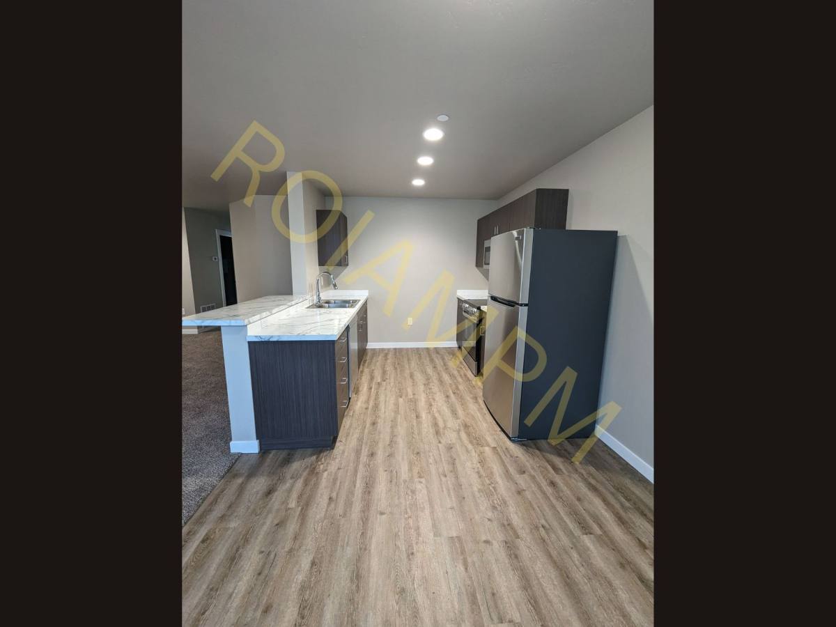 Apartment for rent at 1215 S Eisenhower St, Jerome, ID 83338