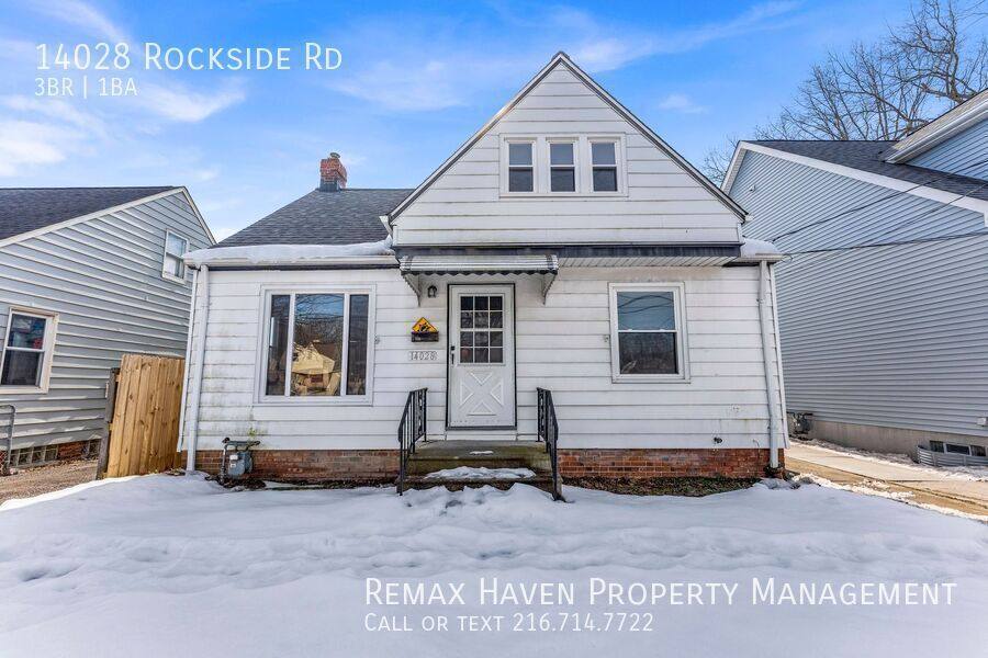 House for rent at 14028 Rockside Rd, Maple Heights, OH 44137