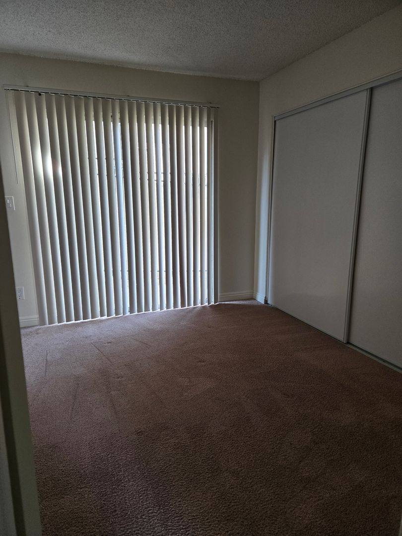 Apartment for rent at 10050 Mountair Ave, Tujunga, CA 91042