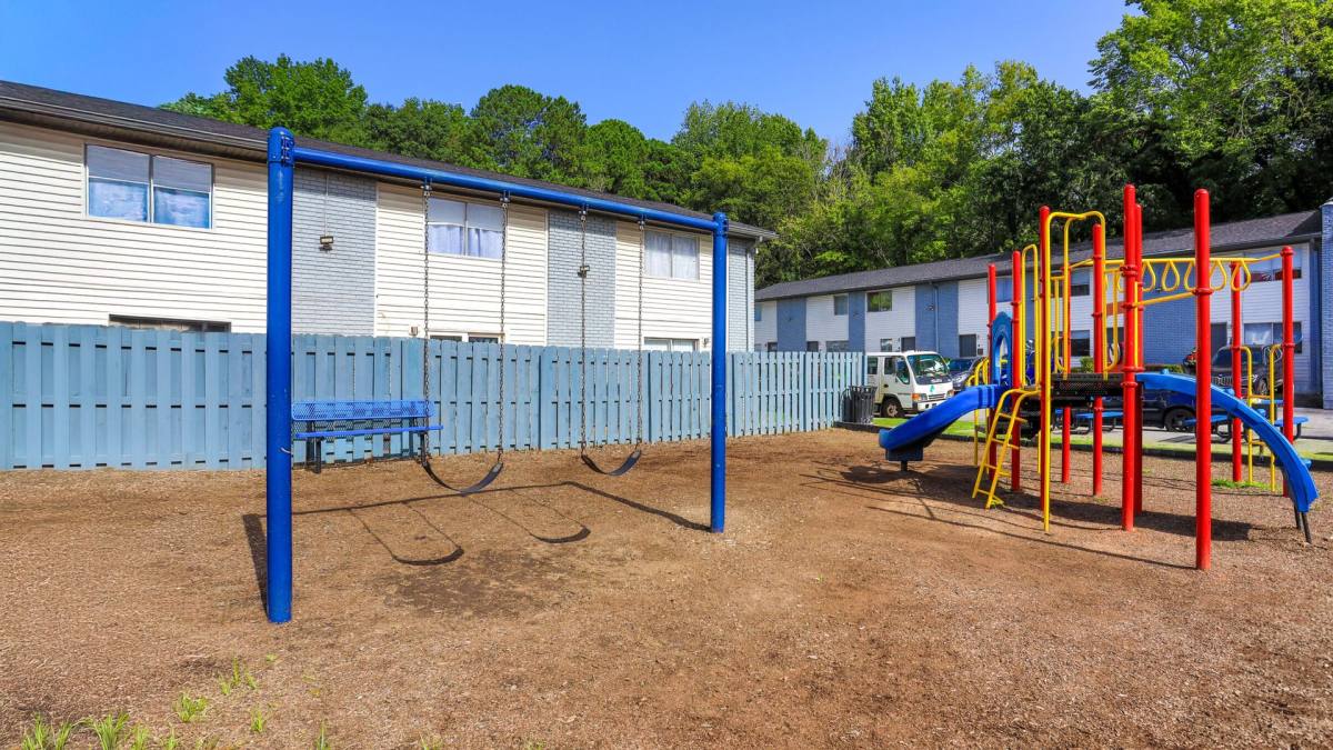 Townhouse for rent at 3804 Martin Luther King Jr Dr, Atlanta, GA 30331