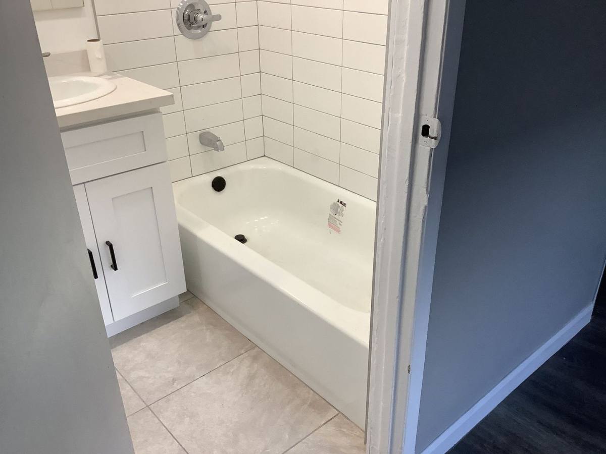 Apartment for rent at 2768 E 57th St, Huntington Park, CA 90255