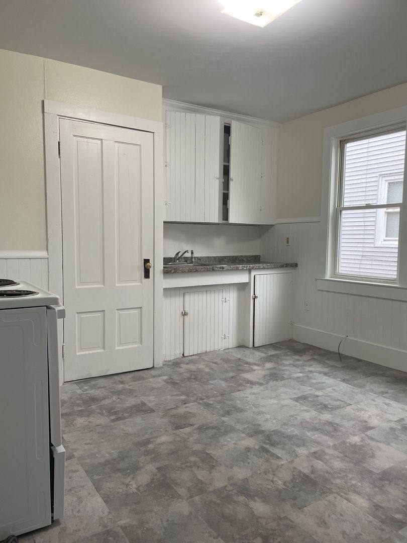 Apartment for rent at 66 Green St, Biddeford, ME 04005
