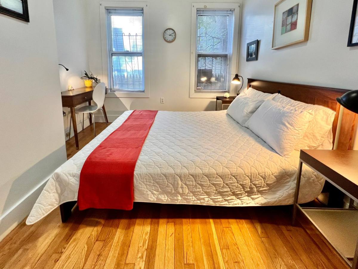 Apartment for rent at 1077 Beacon St, Brookline, MA 02446
