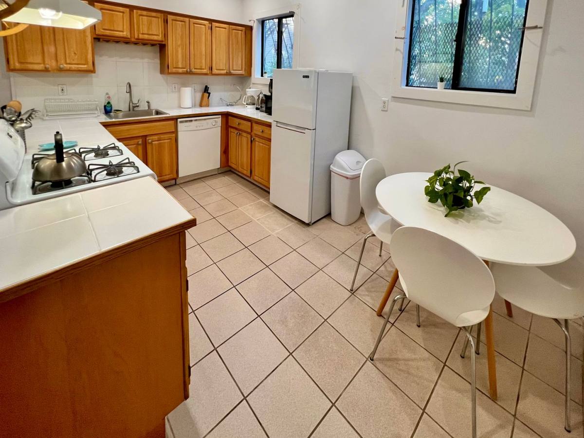 Apartment for rent at 1077 Beacon St, Brookline, MA 02446