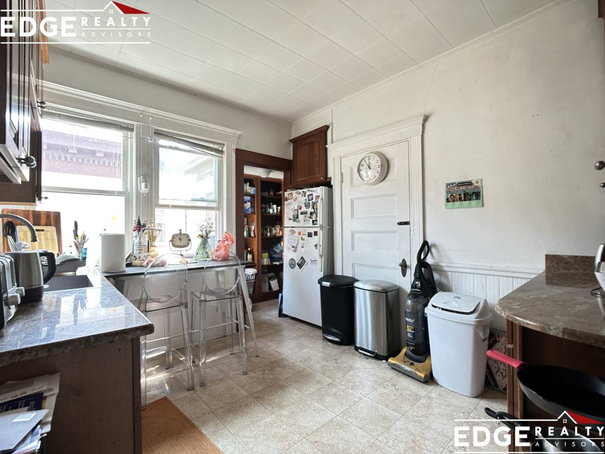Apartment for rent at 324 Faneuil St #3, Brighton, MA 02135
