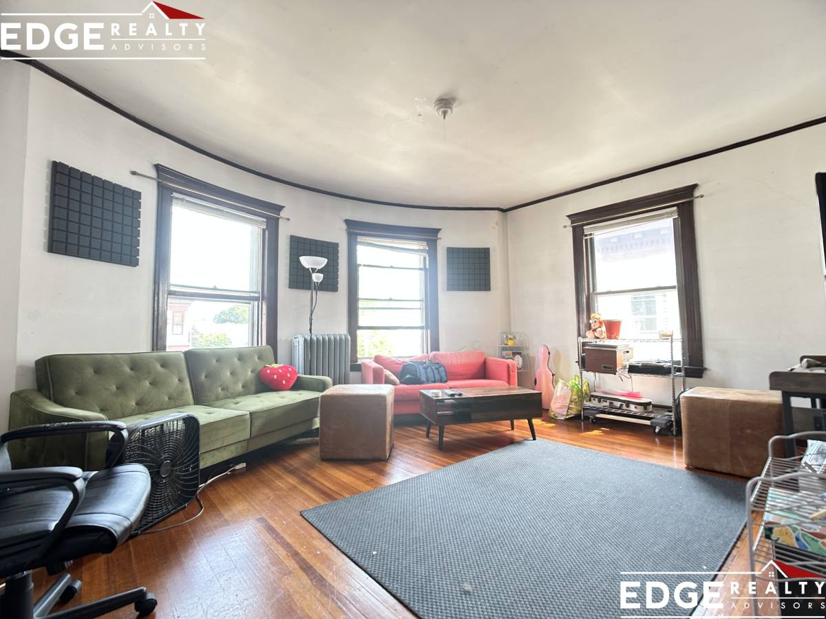 Apartment for rent at 324 Faneuil St #3, Brighton, MA 02135