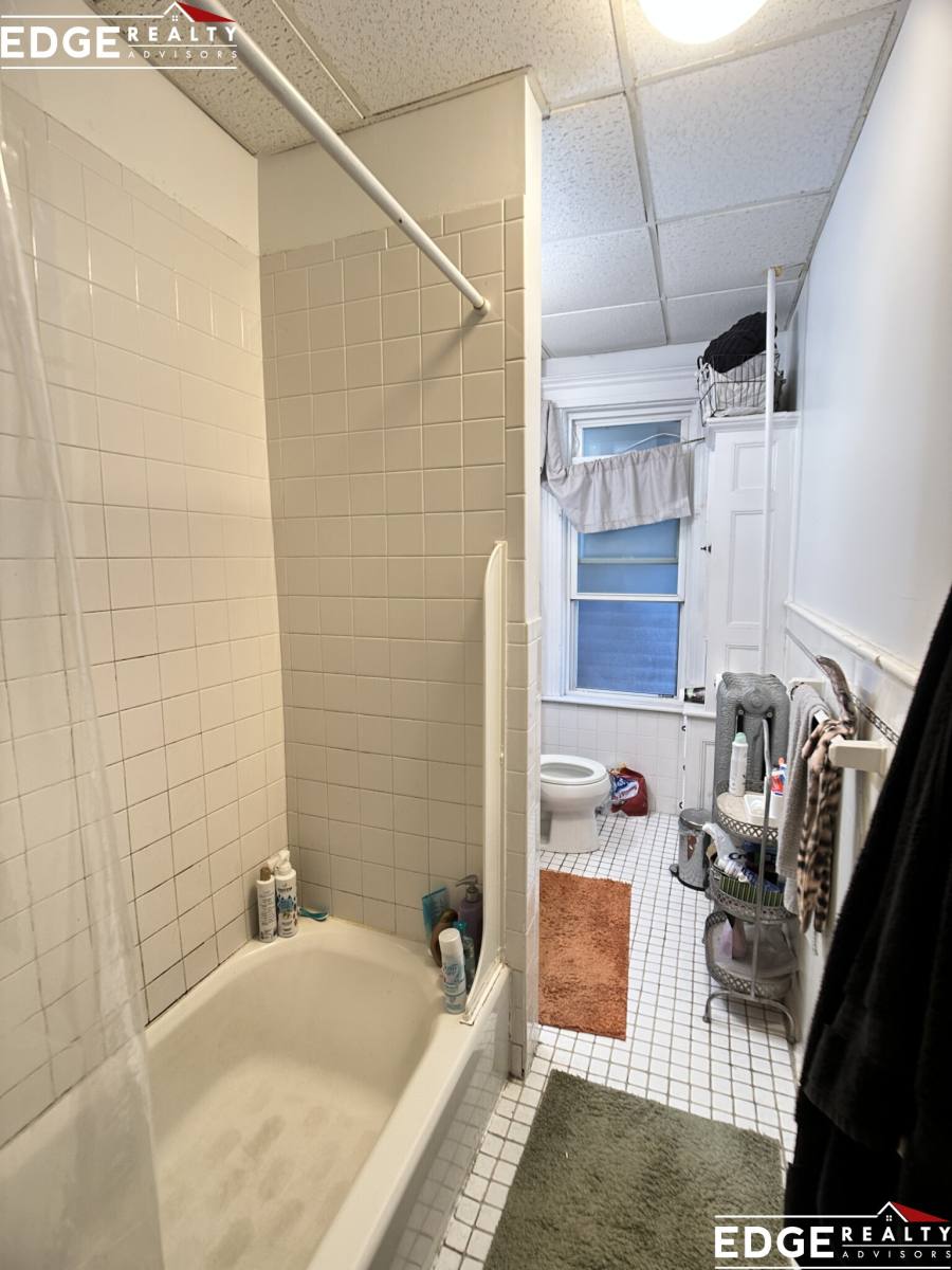 Apartment for rent at 324 Faneuil St #3, Brighton, MA 02135