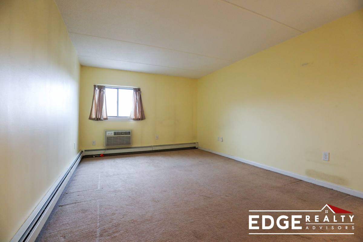 Apartment for rent at 12-16 Ellery St #501, Cambridge, MA 02138