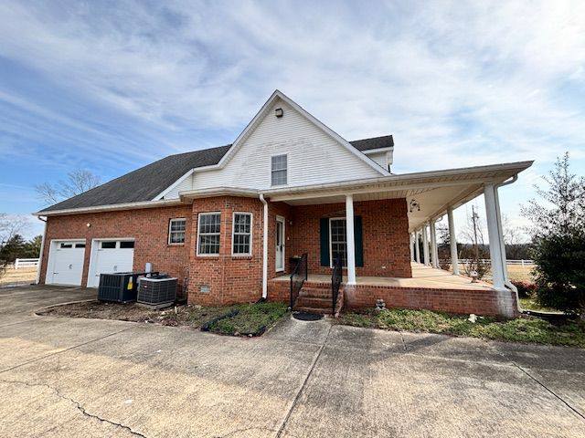 House for rent at 156 Campground Rd, Bell Buckle, TN 37020
