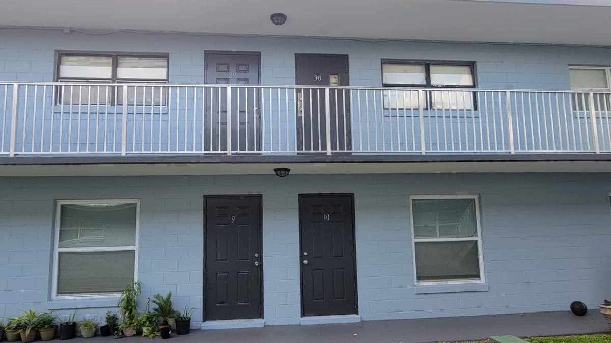 Apartment for rent at 826 Rosa L Jones Dr, Cocoa, FL 32922