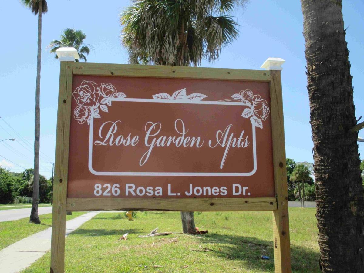 Apartment for rent at 826 Rosa L Jones Dr, Cocoa, FL 32922