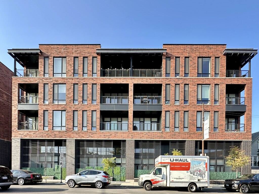 Apartment for rent at 6340 Belmont #D703, Chicago, IL 60634