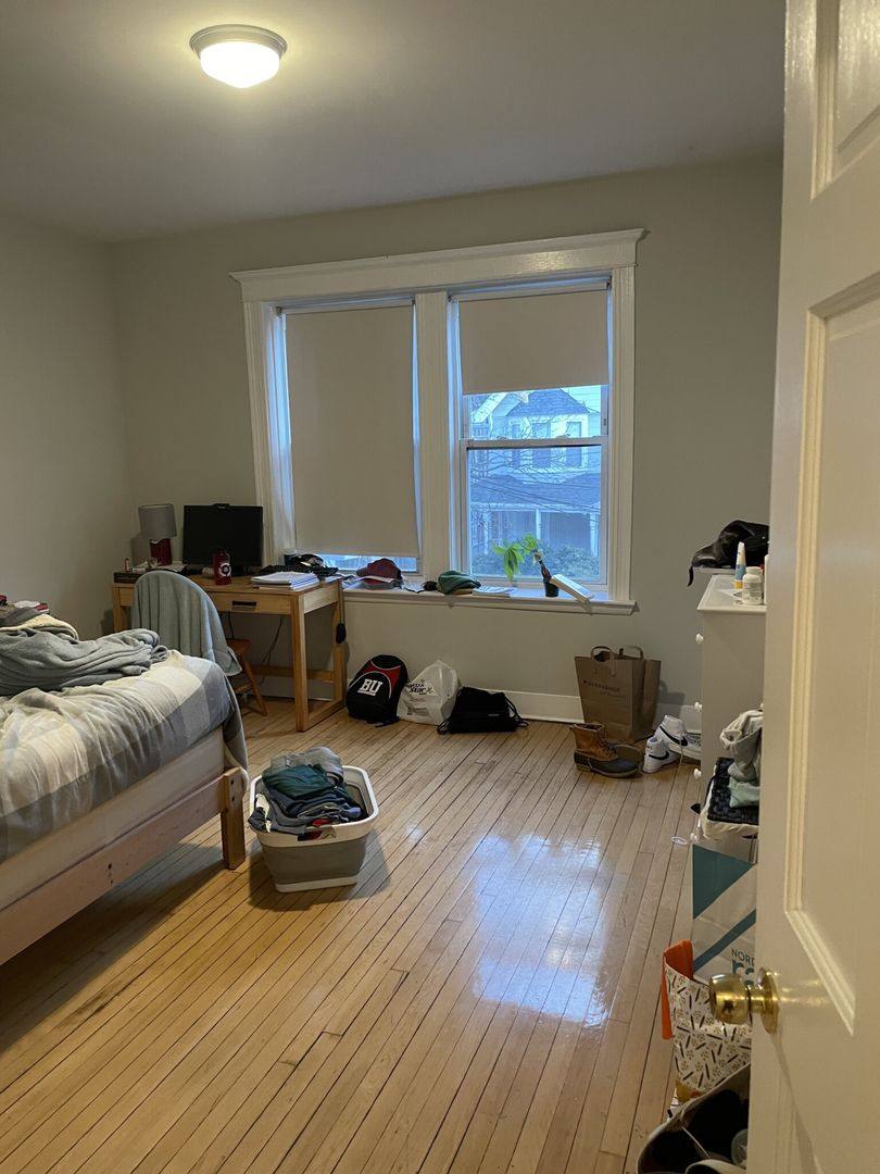 Apartment for rent at 6 Farrington Ave #1, Allston, MA 02134