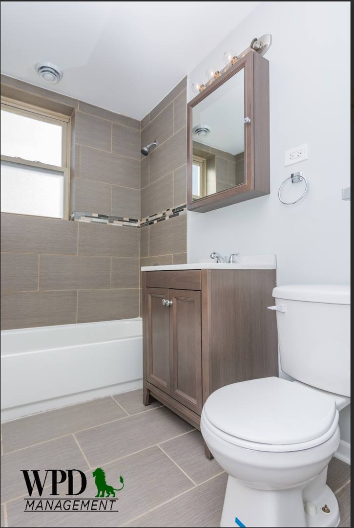 Apartment for rent at 7701 S Green St, Chicago, IL 60620