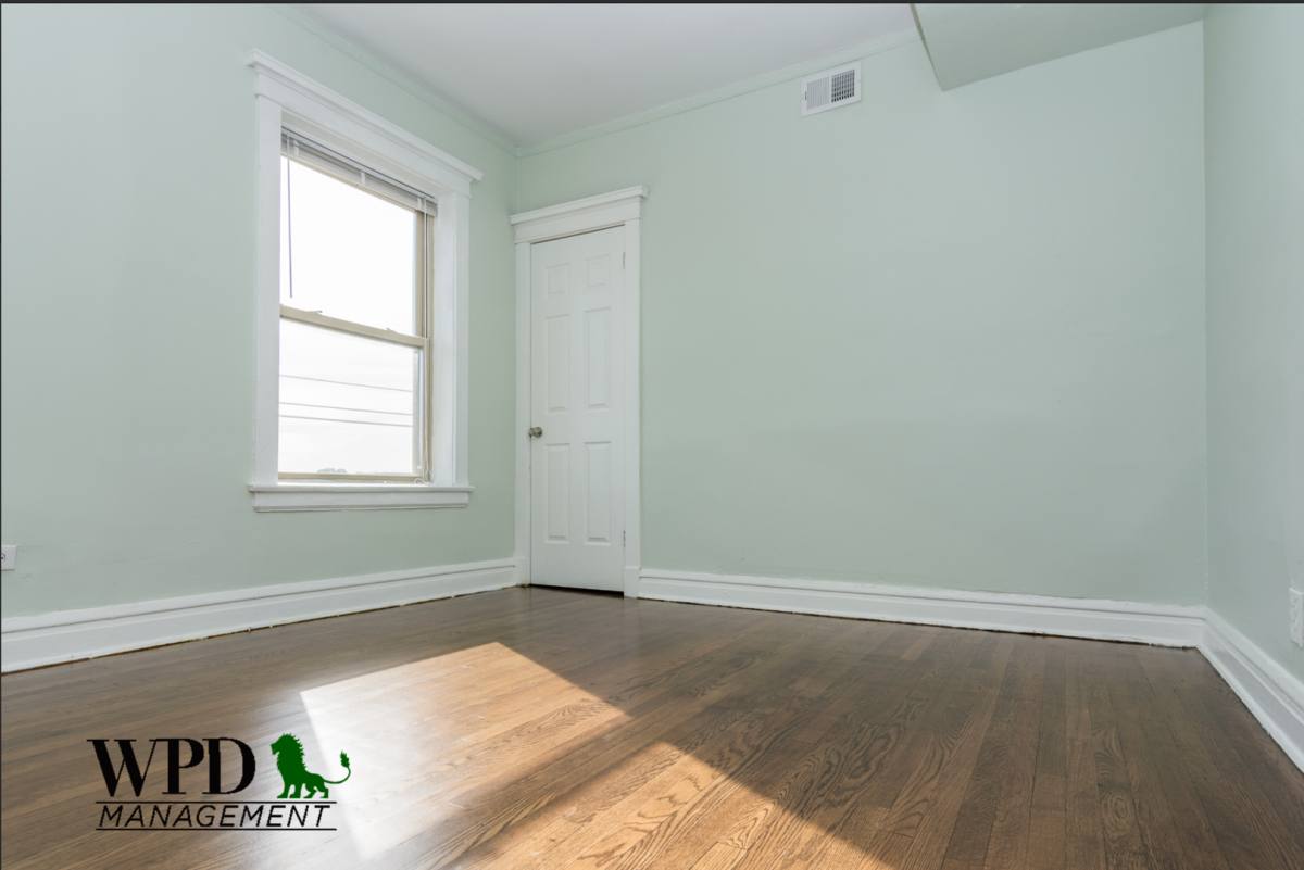 Apartment for rent at 7701 S Green St, Chicago, IL 60620